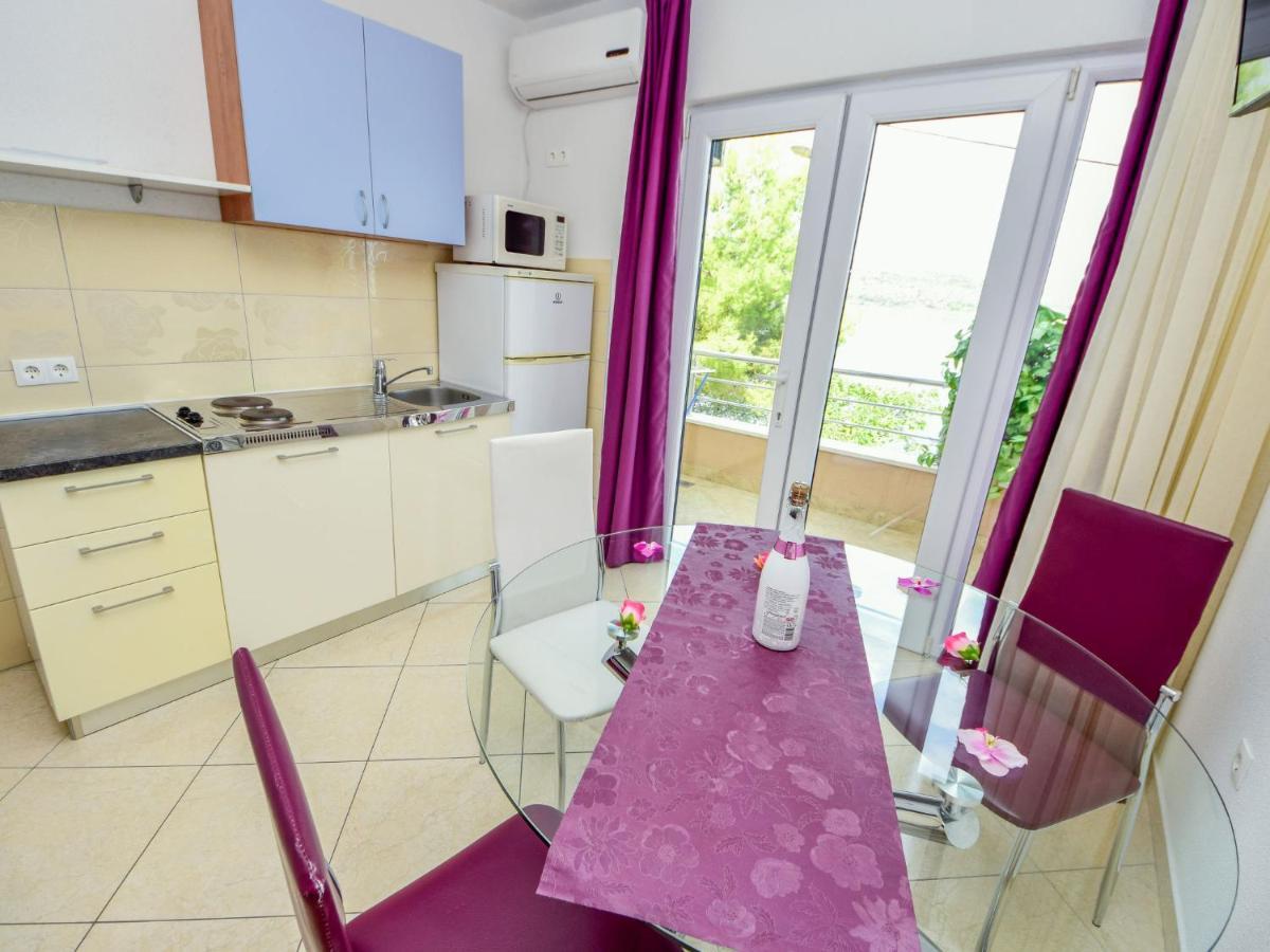 Apartment Vinka-2 By Interhome Trogir Exterior foto